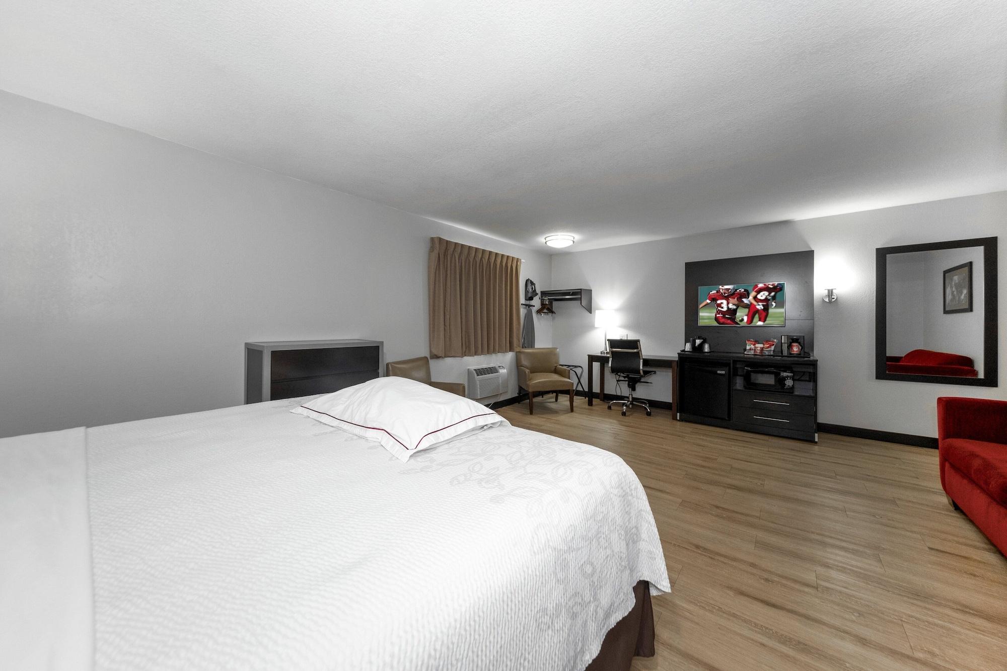 Red Roof Inn Plus+ Гантсвілл Екстер'єр фото