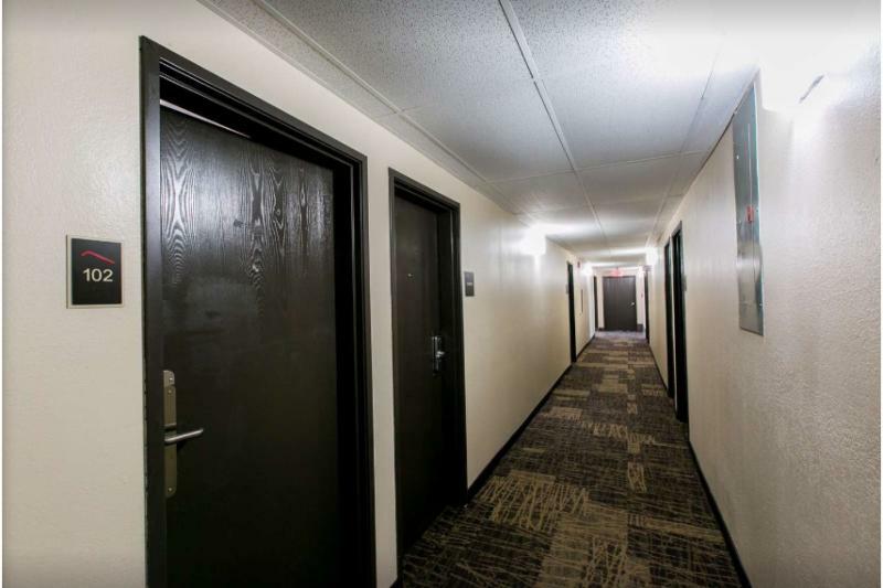 Red Roof Inn Plus+ Гантсвілл Екстер'єр фото